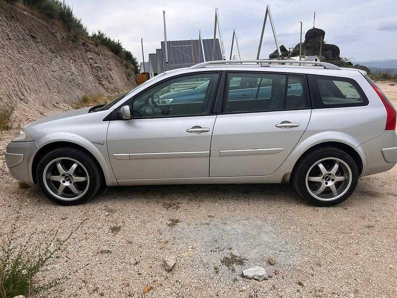 Usado 2006 Renault Mégane II Sedan | € 2.700 (Preço justo) - Imagem 1/4