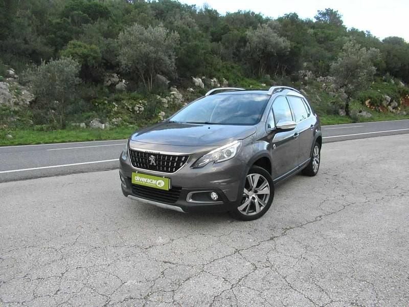 Cinzento Usado 2016 Peugeot 2008 SUV | € 12.250 (Preço justo) - Imagem 1/4
