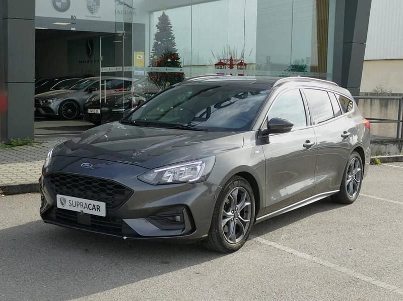 Cinzento Usado 2020 Ford Focus Carrinha | € 19.990 (Caro) - Imagem 1/4