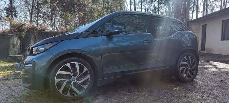 Usado BMW i3 125 kW (170 HP) 2022 Azul Citadino