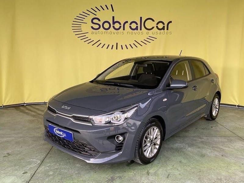 Cinzento Usado 2022 Kia Rio | € 16.000 (Preço justo) - Imagem 1/4