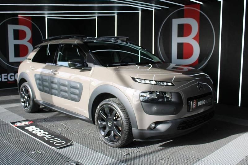 Outra Usado 2015 Citroën C4 Cactus Citadino | € 13.499 (Preço justo) - Imagem 1/4