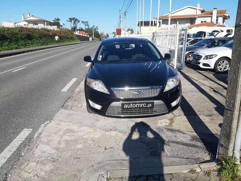 Usado Ford Mondeo Titanium 125 HP (91 kW) 2010 Preto Carrinha