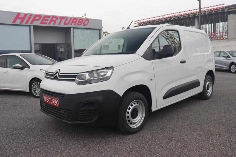 Branco Usado 2021 Citroën Berlingo Monovolume | € 13.900 (Bom preço) - Imagem 1/4