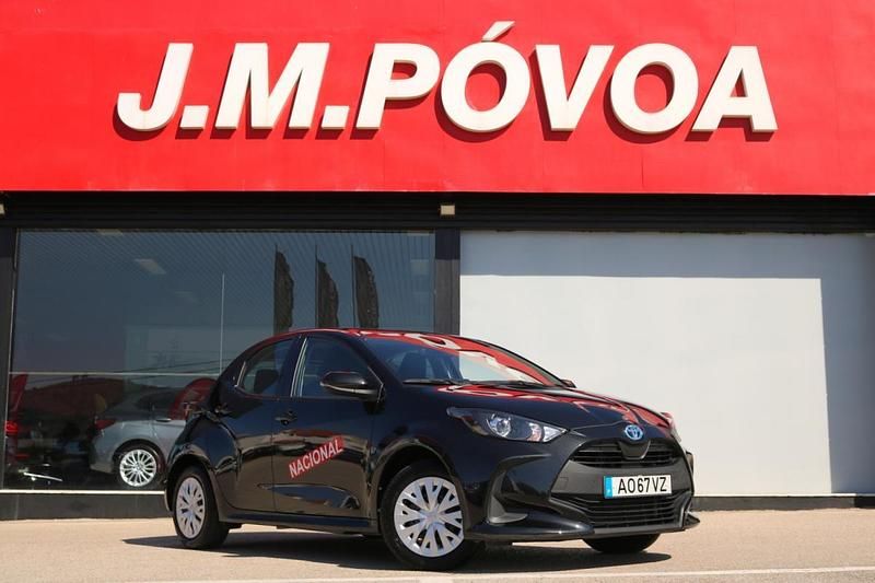 Preto Usado 2022 Toyota Yaris Hybrid | € 17.390 (Bom preço) - Imagem 1/4