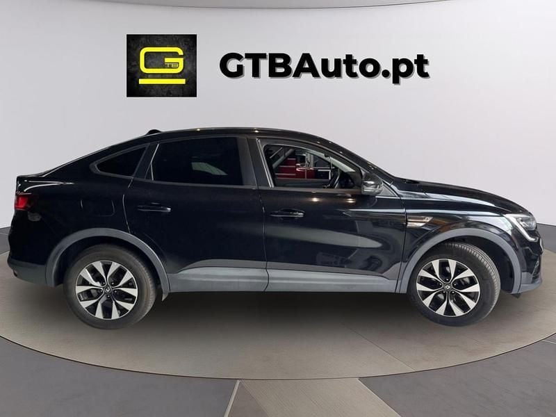 Usado Renault Arkana 145 HP (106 kW) 2023 Preto SUV