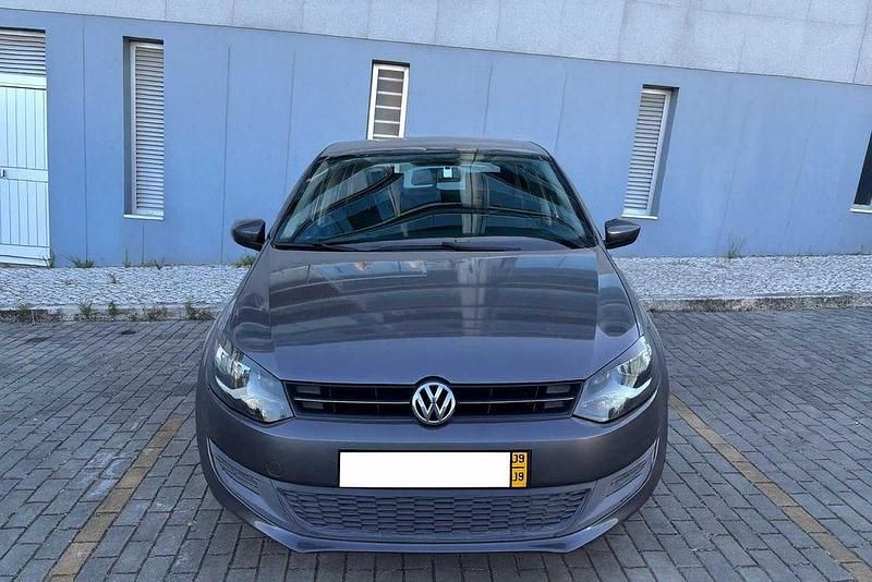 Usado 2009 VW Polo Sedan | € 6.500 - Imagem 1/4