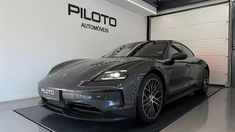 Cinza escuro Usado 2024 Porsche Taycan Sedan | € 82.000 (Preço justo) - Imagem 1/4