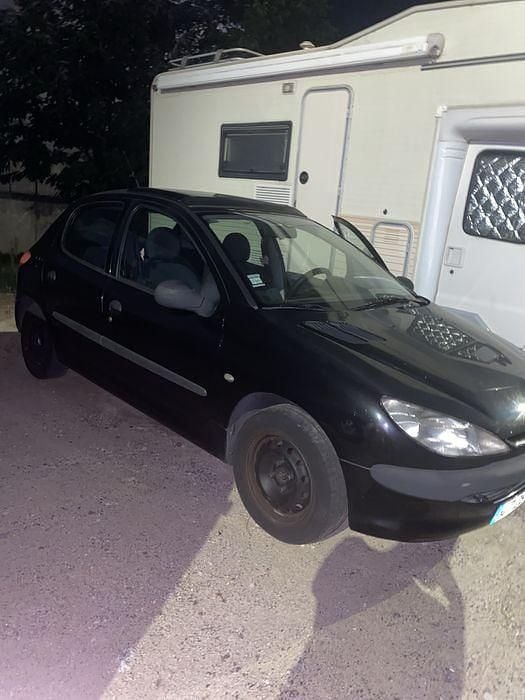 Usado 2001 Peugeot 206 Sedan | € 1.000 (Super Preço) - Imagem 1/4