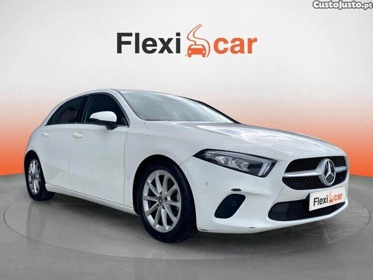 Branco Usado 2019 Mercedes A160 Style | € 21.740 - Imagem 1/1