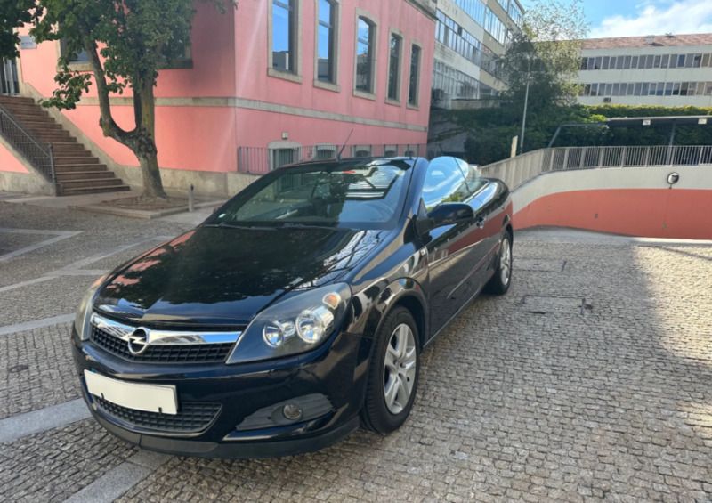 Preto Usado 2009 Opel Astra | € 8.450 (Caro) - Imagem 1/4