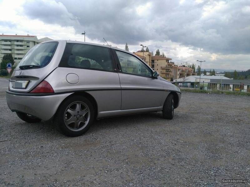 Lancia ypsilon 1999