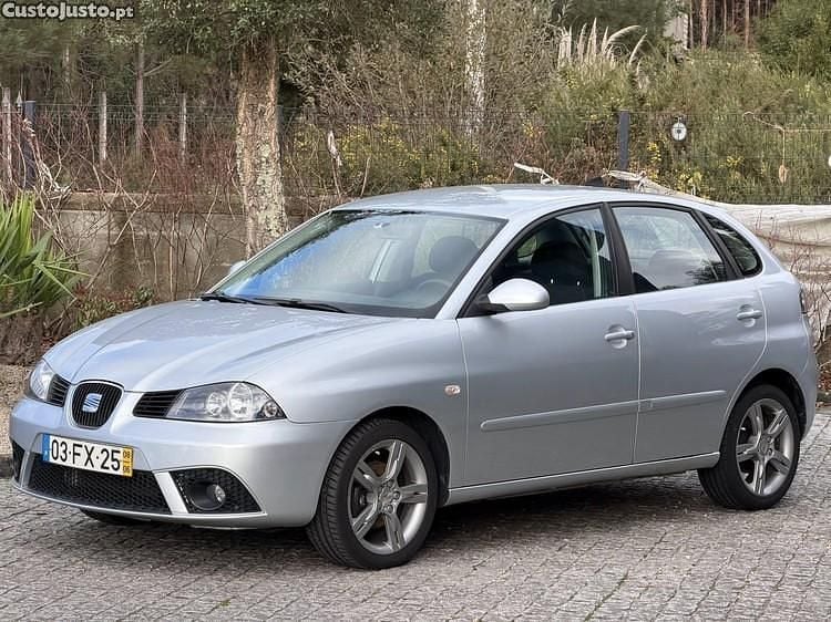 Cinza Usado 2008 Seat Ibiza | € 3.480 (Super Preço) - Imagem 1/1