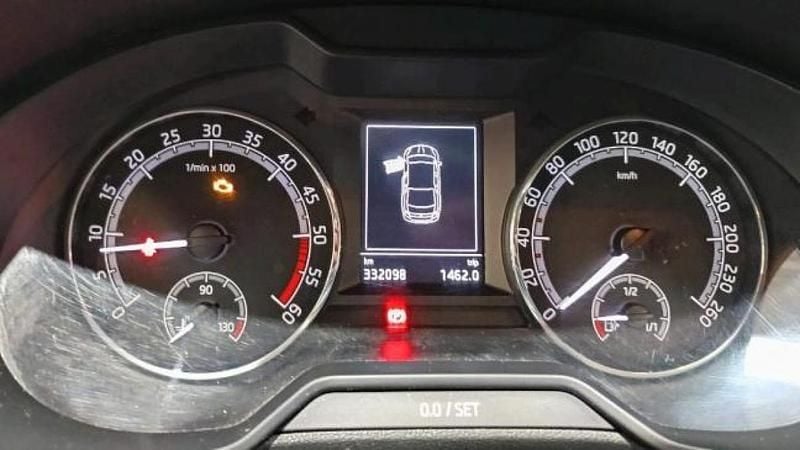 Usado Skoda Octavia 115 HP (84 kW) 2019 Cinzento