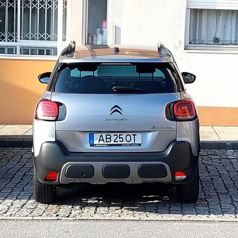 Cinzento Usado 2020 Citroën C3 Aircross PureTech SUV | € 14.000 (Bom preço) - Imagem 1/4