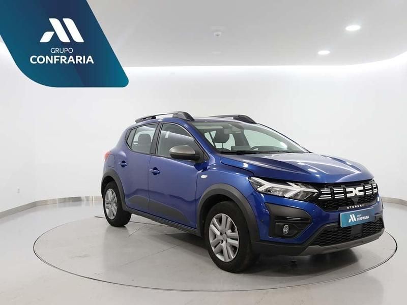 Azul Usado 2023 Dacia Sandero Citadino | € 17.880 (Preço elevado) - Imagem 1/4
