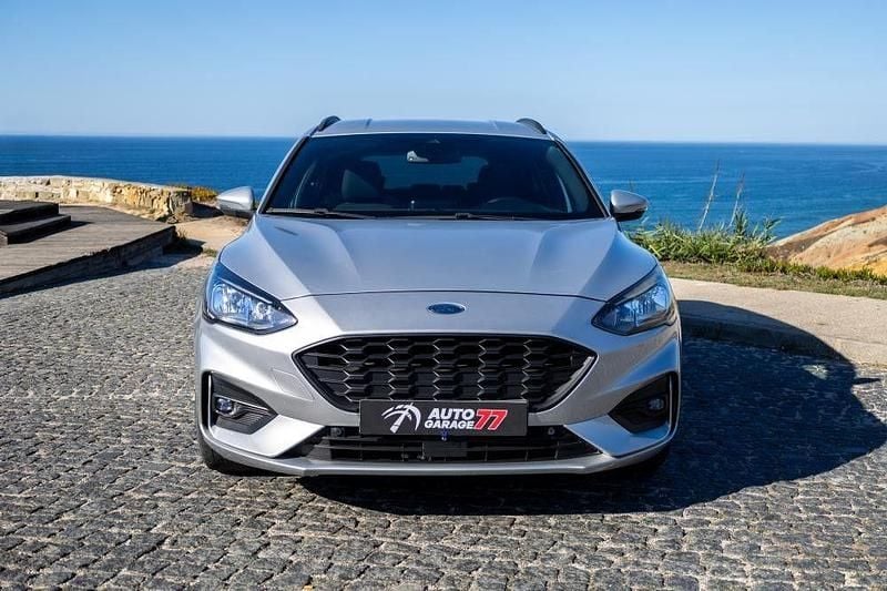 Usado Ford Focus ST-Line 125 HP (91 kW) 2019 Cinza Carrinha