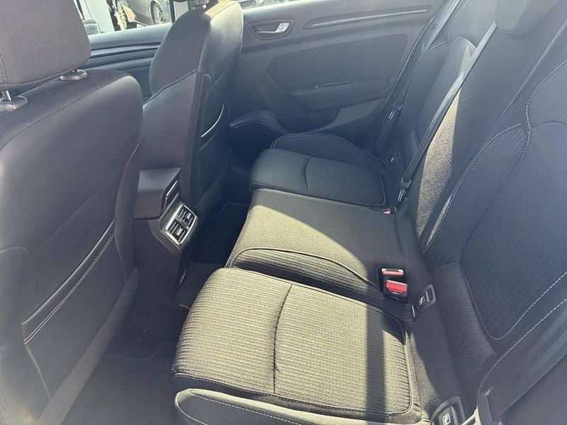 Usado Renault Mégane III 100 HP (73 kW) 2016 Branco