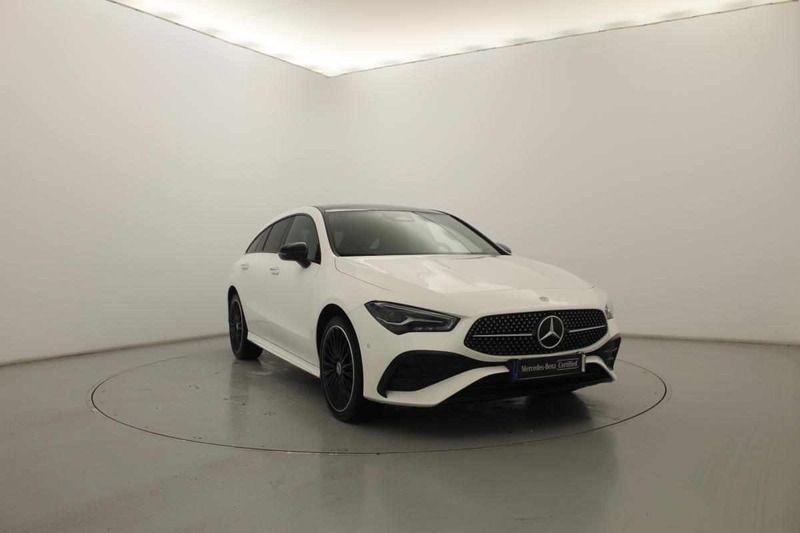 Branco Usado 2024 Mercedes CLA250e Sedan | € 47.990 (Preço elevado) - Imagem 1/4