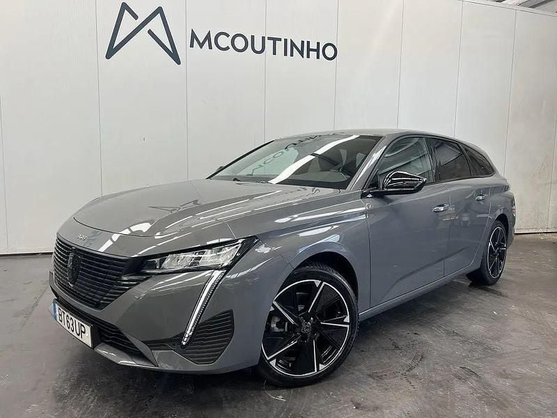 Cinza Usado 2025 Peugeot e-308 Allure Citadino | € 33.500 (Preço justo) - Imagem 1/4