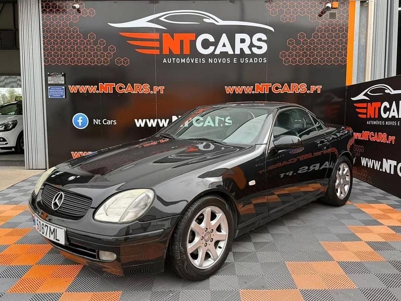 Usado Mercedes SLK200 192 HP (141 kW) 1998 Preto Cabrios