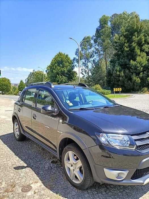 Usado 2015 Dacia Sandero Stepway Citadino | € 11.900 - Imagem 1/4