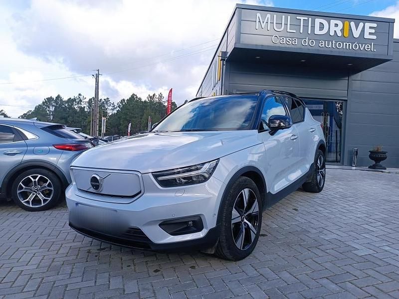 Cinzento Usado 2021 Volvo XC40 SUV | € 31.900 (Preço justo) - Imagem 1/4