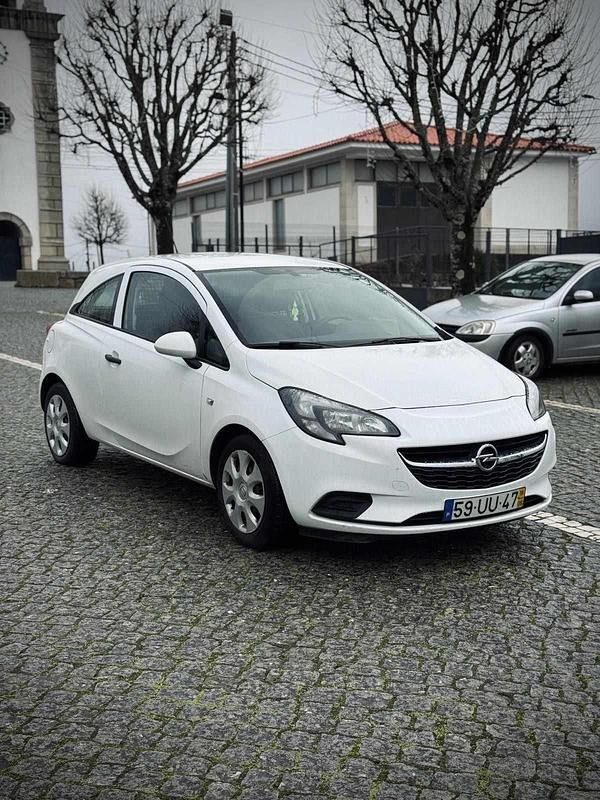 Usado Opel Corsa 75 HP (55 kW) 2018 Branco Citadino