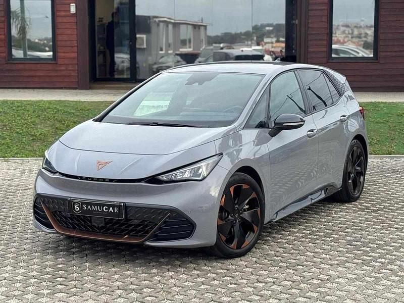 Cinza Usado 2021 Cupra Born Citadino | € 21.990 (Preço elevado) - Imagem 1/4