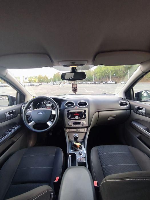 Usado 2008 Ford Focus Sedan | € 3.900 (Preço justo) - Imagem 1/4