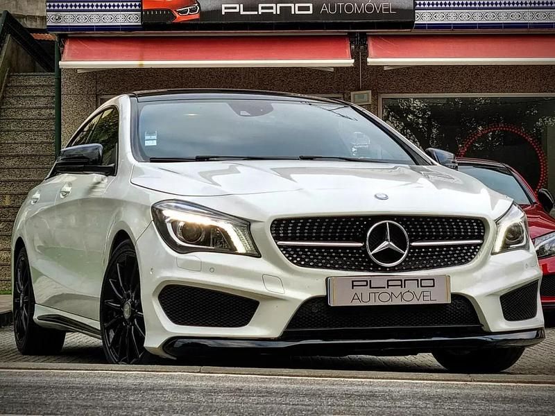 Usado Mercedes CLA220 AMG line 170 HP (125 kW) 2013 Branco Sedan