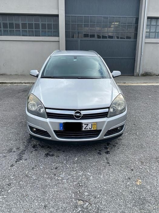 Usado 2005 Opel Astra Cosmo Sedan | € 1.750 (Bom preço) - Imagem 1/4