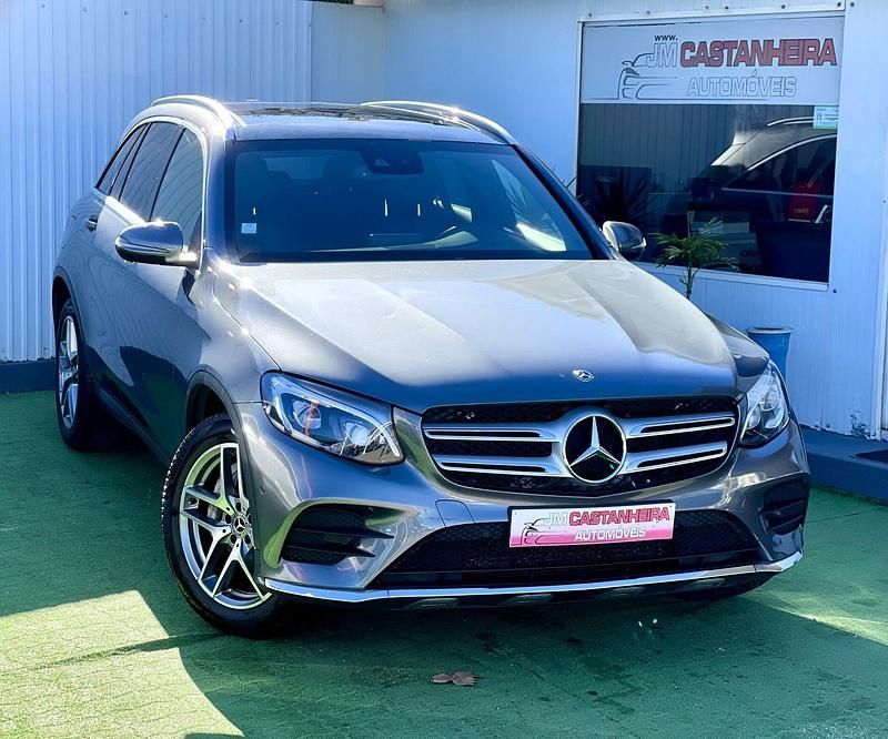 Cinza Usado 2017 Mercedes GLC250 AMG line SUV | € 31.900 (Preço justo) - Imagem 1/4