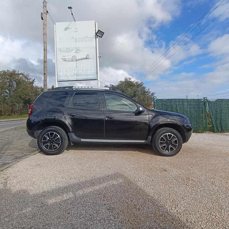 Usado Dacia Duster 125 HP (91 kW) 2016 Preto SUV