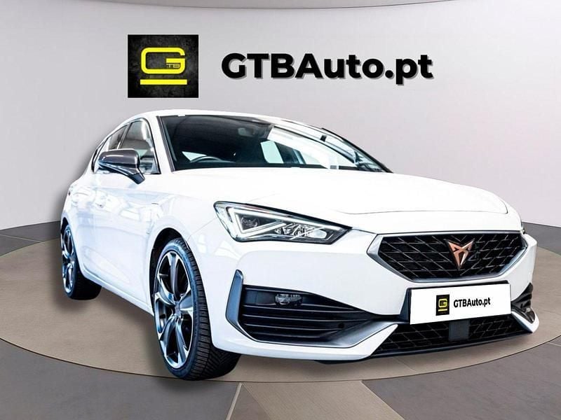 Branco Usado 2022 Cupra Leon VZ | € 28.999 (Preço justo) - Imagem 1/4