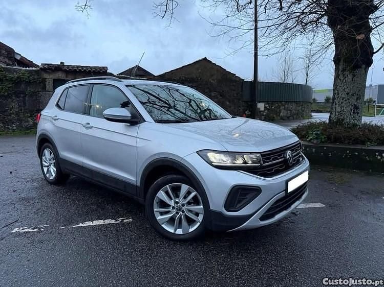 Usado VW T-Cross Life 95 HP (69 kW) 2025 Cinza SUV