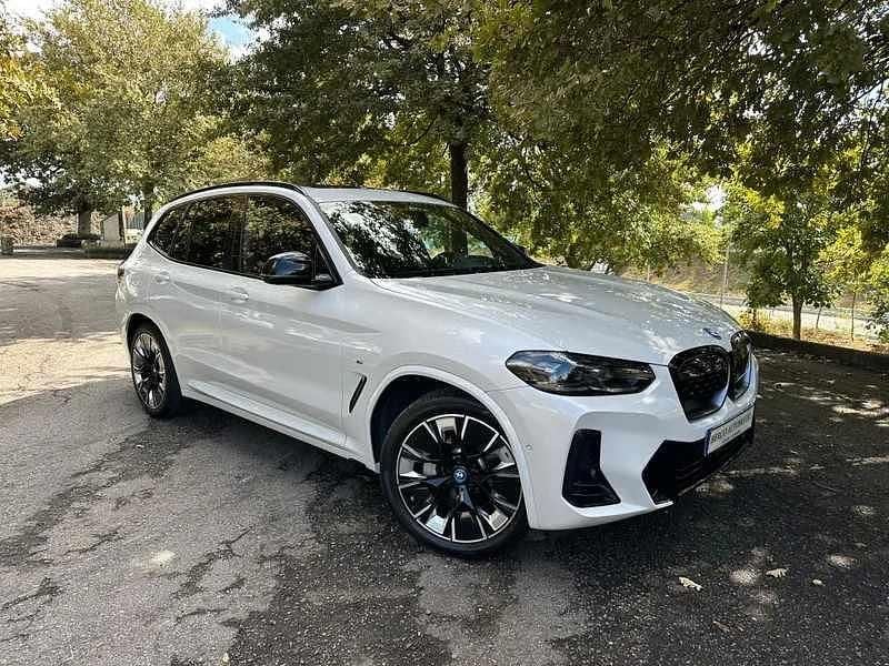 Branco Usado 2022 BMW i3 Citadino | € 42.990 (Preço elevado) - Imagem 1/4