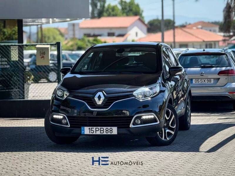 Usado Renault Captur 90 HP (66 kW) 2014 Preto SUV