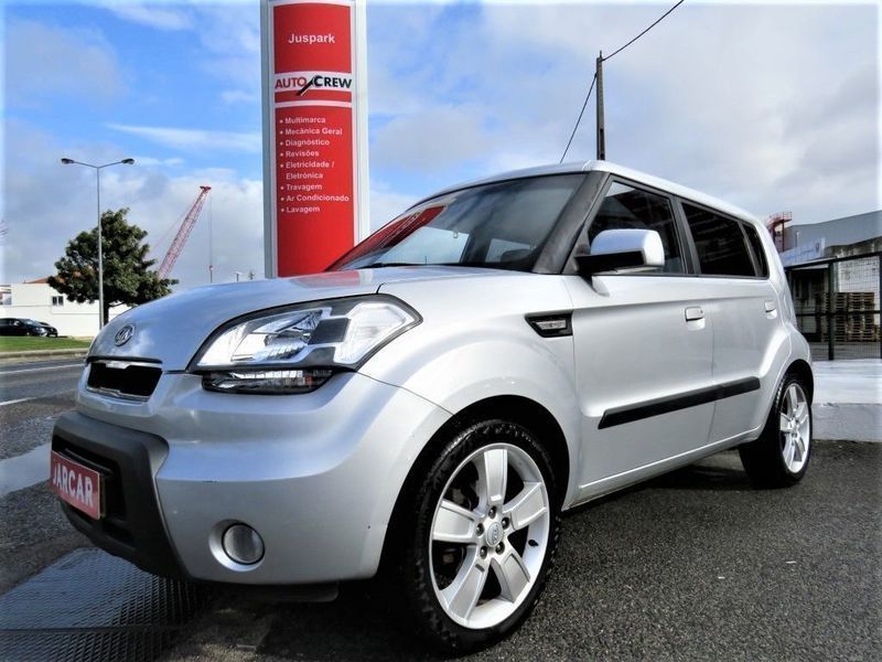 Usados 2010 Kia Soul 1.6 Diesel 128 cv (€ 6.990) 2615 Vila Franca de