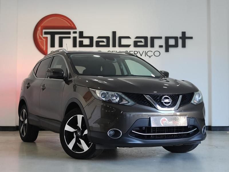 Castanho Usado 2015 Nissan Qashqai 360º SUV | € 15.400 (Preço justo) - Imagem 1/4