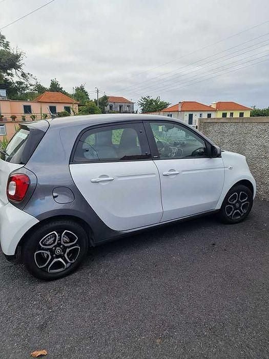 Usado 2017 Smart ForFour Passion Sedan | € 14.550 (Preço elevado) - Imagem 1/4
