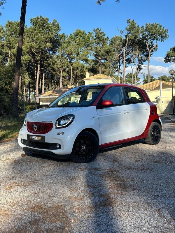 Branco Usado 2017 Smart ForFour Electric Drive | € 9.900 (Preço justo) - Imagem 1/4