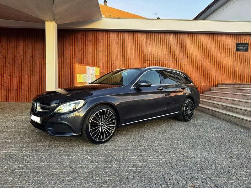 Usado 2015 Mercedes C200 Avantgarde Sedan | € 19.490 (Preço elevado) - Imagem 1/4