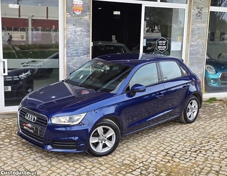 Azul Usado 2016 Audi A1 | € 12.450 (Bom preço) - Imagem 1/1
