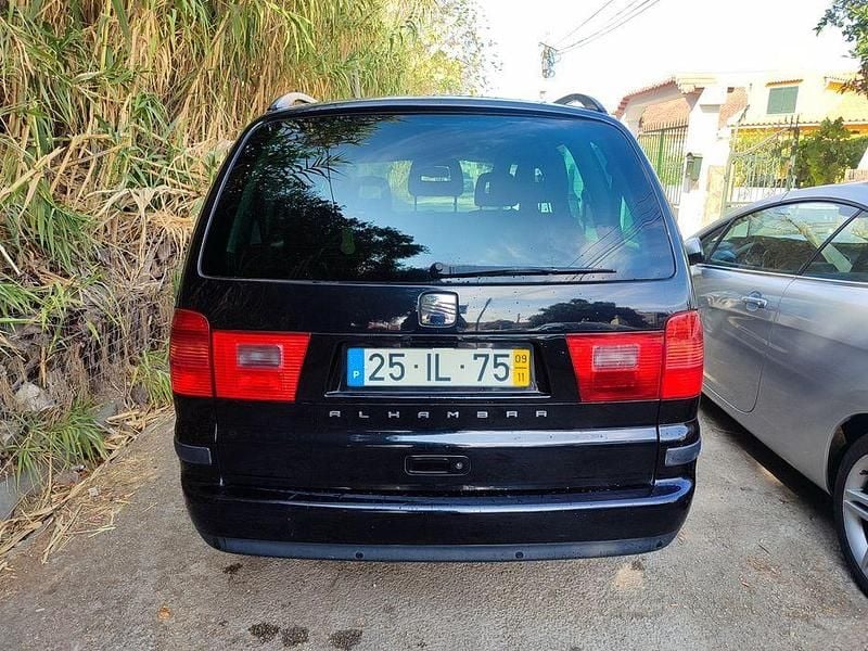 Usado Seat Alhambra Reference 140 HP (102 kW) 2009 Monovolume