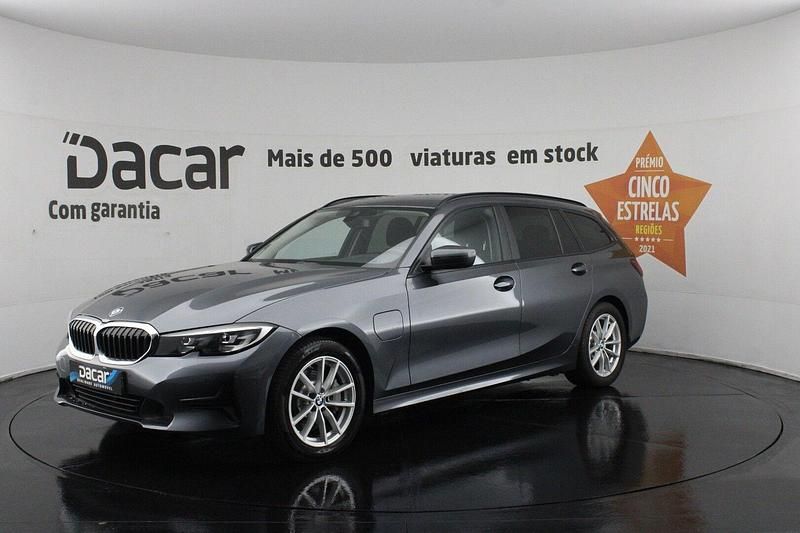 Usado BMW 330 Advantage 292 HP (214 kW) 2020 Cinzento Carrinha