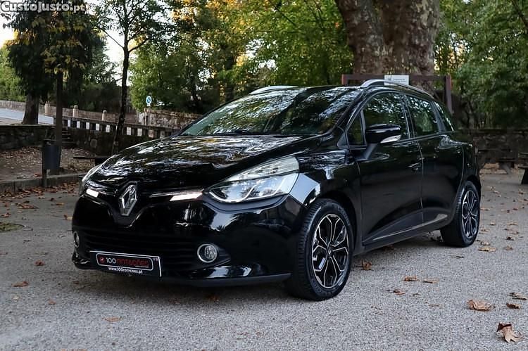 Usado Renault Clio GrandTour 90 HP (66 kW) 2016 Preto Carrinha