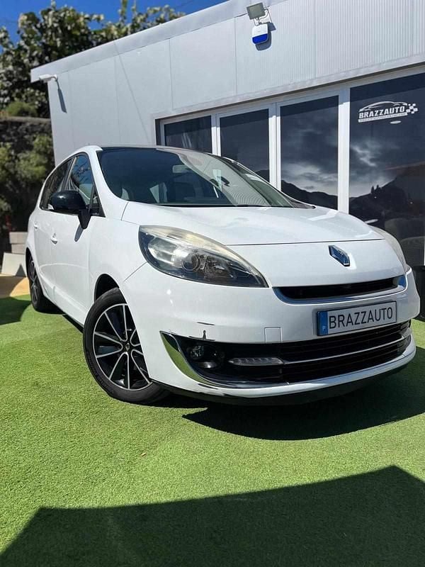 Branco Usado 2010 Renault Scénic III Monovolume | € 7.990 (Preço justo) - Imagem 1/4