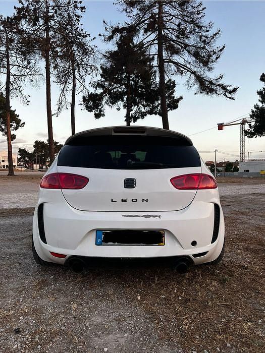 Usado 2012 Seat Leon Sedan | € 7.000 (Preço justo) - Imagem 1/4