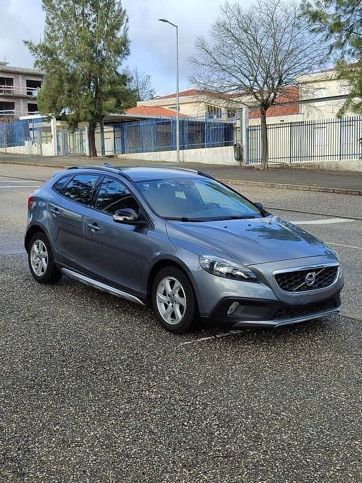 Usado 2015 Volvo V40 CC Carrinha | € 10.450 (Super Preço) - Imagem 1/4